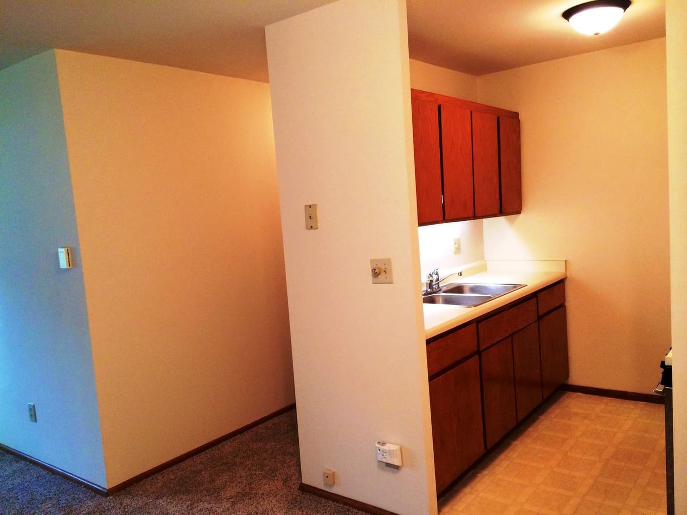 undefined apartments for rent - image - large.jpg_25.jpeg - 3