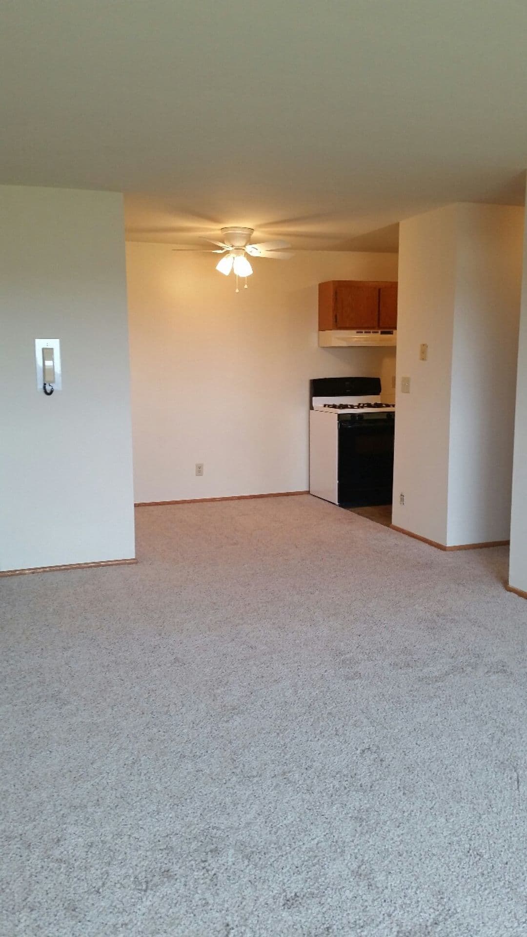 undefined apartments for rent - image - original.jpg_12.jpeg - 3