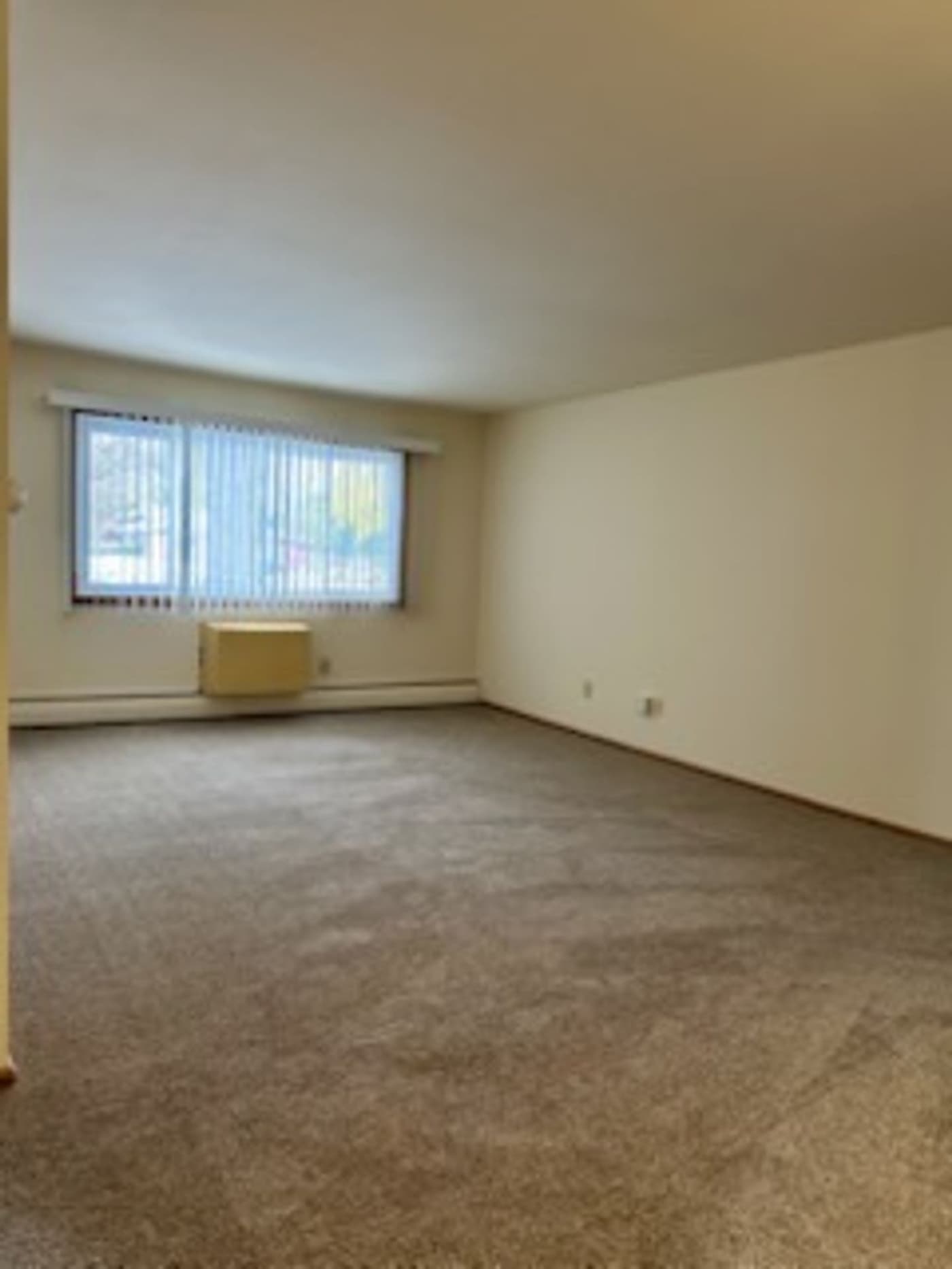 undefined apartments for rent - image - original.jpg_7.jpeg - 2