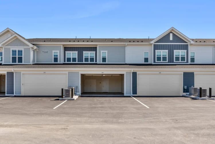 Mount Pleasant apartments for rent - image - 9110 megans wy-48.jpg
