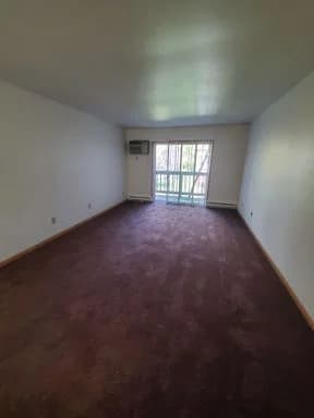Mount Pleasant apartments for rent - Property image - 5030 Graceland Blvd. - 2