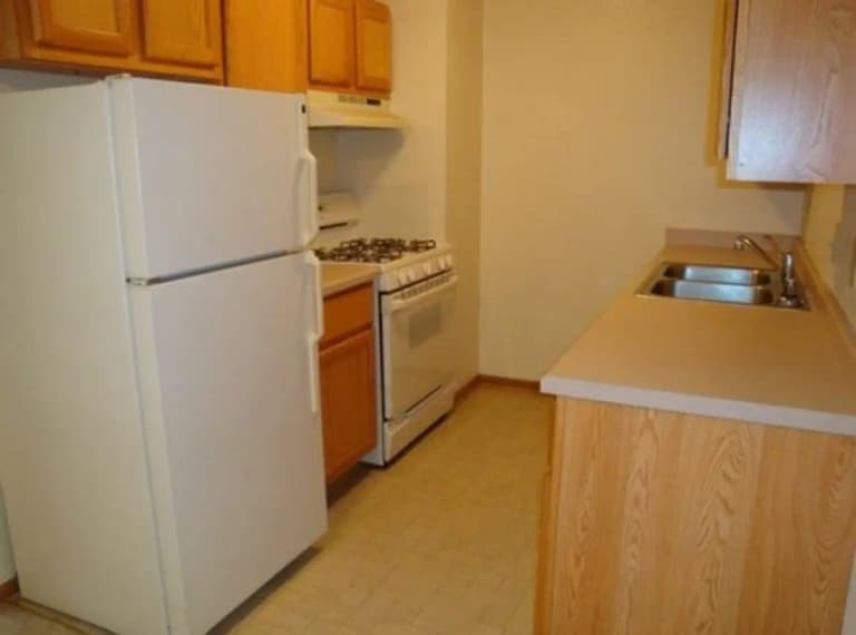 undefined apartments for rent - image - Indian-Hills-kitchen1.jpg