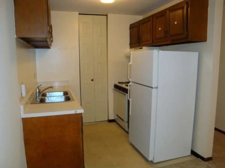 undefined apartments for rent - image - Indian-Hills-kitchen2.jpg