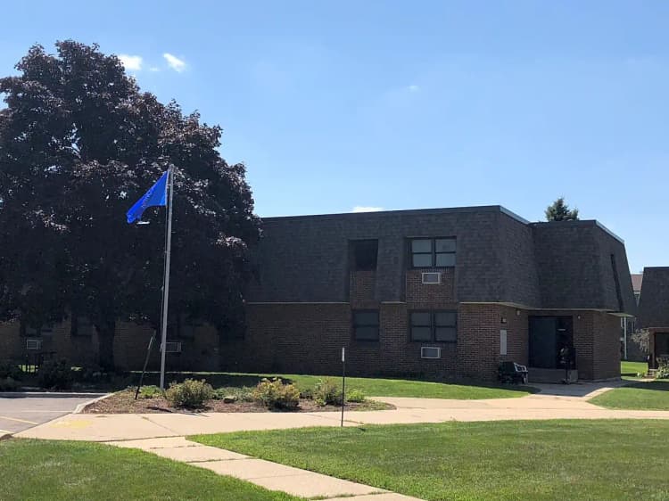 undefined apartments for rent - image - 17f80d8b0e98f6c804f0ed8aee44bda6.png