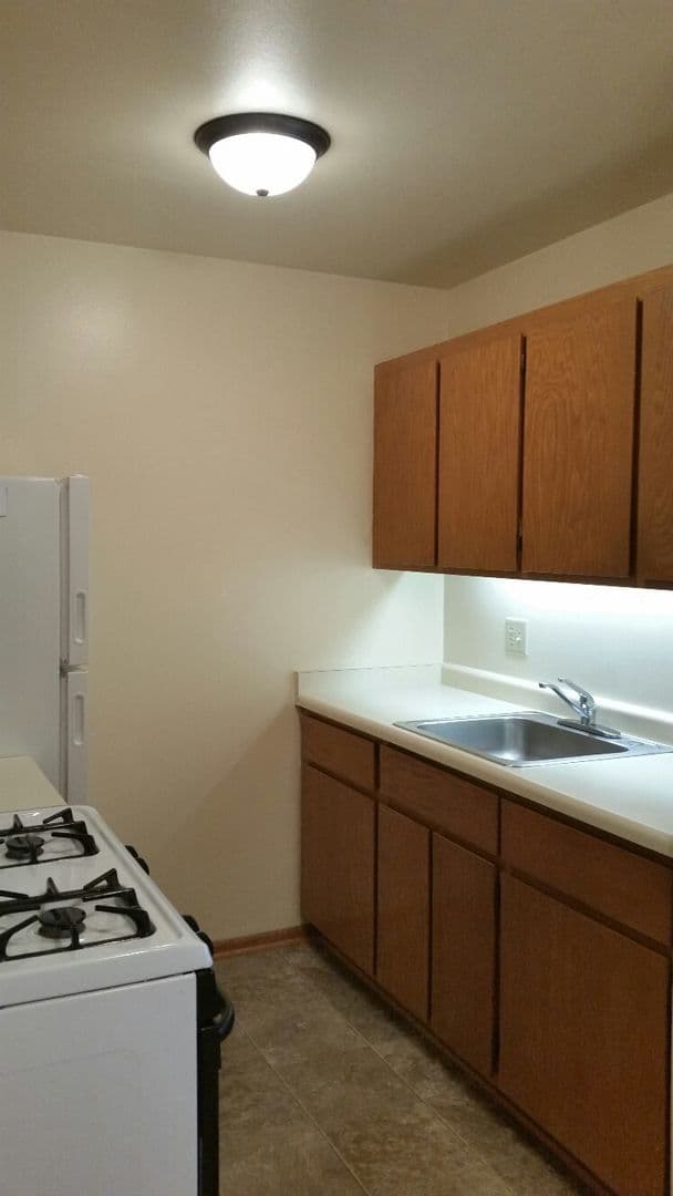 undefined apartments for rent - image - large.jpg_8.jpeg